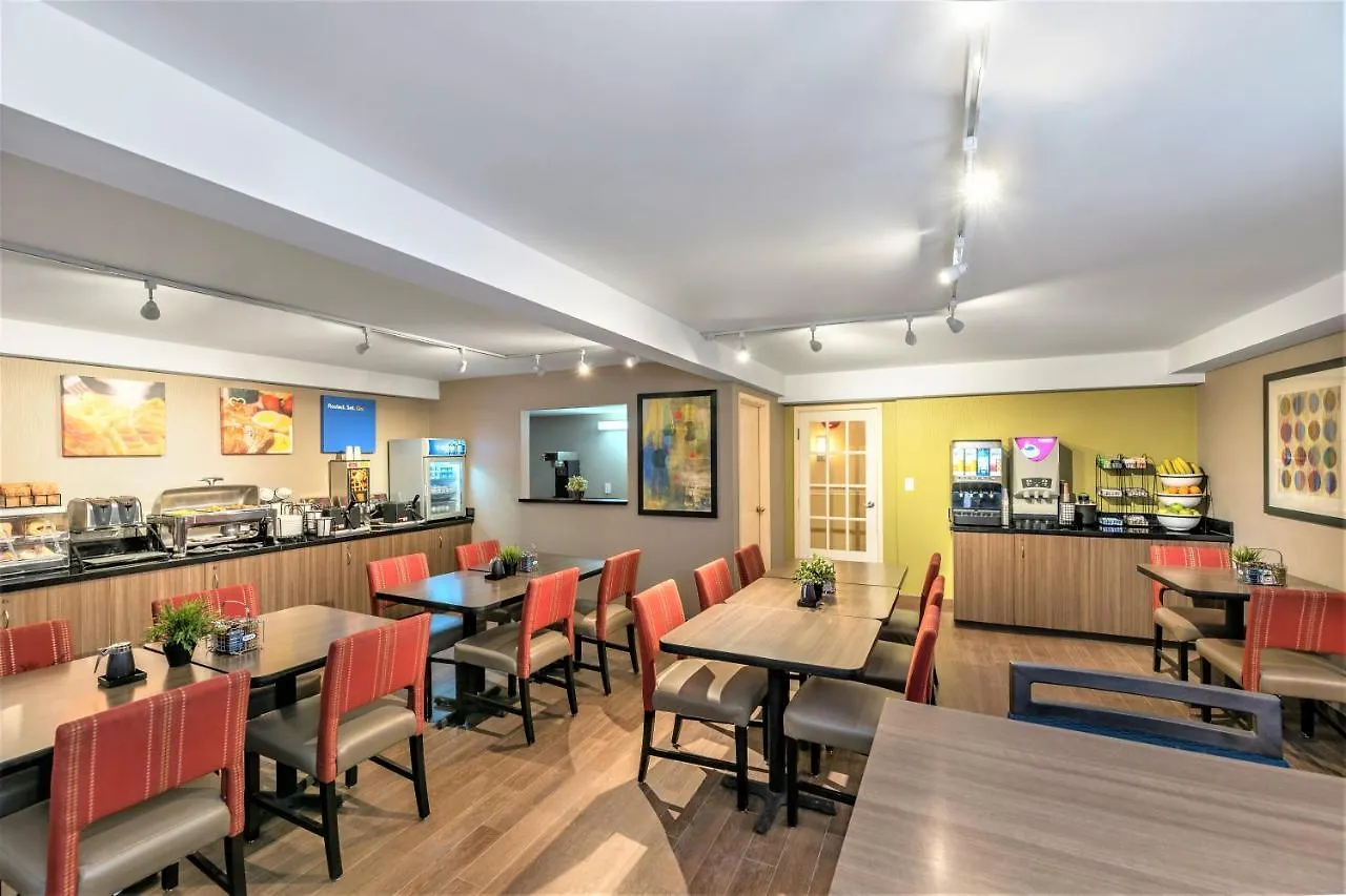 ***  Comfort Inn Cambridge Canada