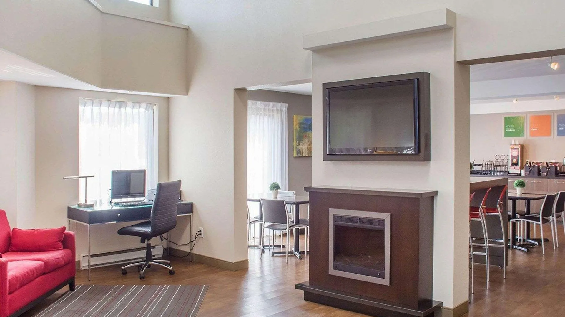 ***  Comfort Inn Cambridge Canada